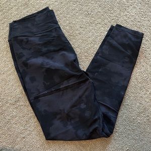 COPY - Whitefox camo leggings
